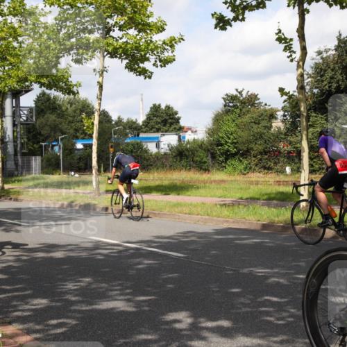10.08.2025 - GEWOBA Citytriathlon Bremen Yannick Fuchs http://msf.ph/oto/8560744 10.08.2025 12:09:57 Radfahren 586, 607, 628, 688, 697, 732, 830, 849 meine-sportfotos.de