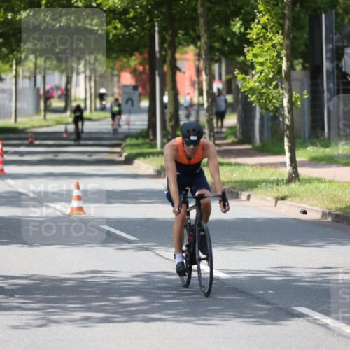10.08.2025 - GEWOBA Citytriathlon Bremen Yannick Fuchs http://msf.ph/oto/8560751 10.08.2025 14:20:16 Radfahren 18, 29, 52, 130, 195, 197, 238, 256, 257 meine-sportfotos.de