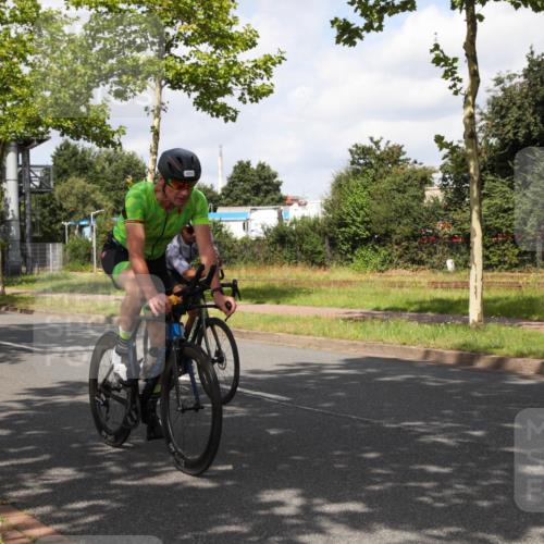 10.08.2025 - GEWOBA Citytriathlon Bremen Yannick Fuchs http://msf.ph/oto/8560799 10.08.2025 12:10:31 Radfahren 629, 644, 647, 656, 710, 712, 722, 730, 755, 819, 889, 1014 meine-sportfotos.de