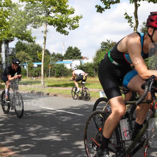 10.08.2025 - GEWOBA Citytriathlon Bremen Yannick Fuchs http://msf.ph/oto/8560808 10.08.2025 12:10:32 Radfahren 629, 644, 647, 656, 710, 712, 722, 730, 748, 755, 819, 889, 1014 meine-sportfotos.de