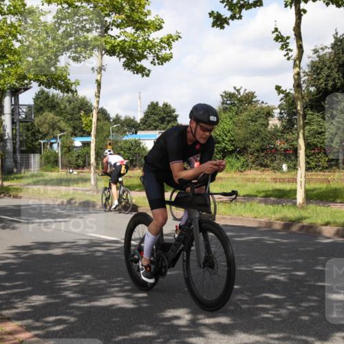 10.08.2025 - GEWOBA Citytriathlon Bremen Yannick Fuchs http://msf.ph/oto/8560811 10.08.2025 12:10:32 Radfahren 629, 644, 647, 656, 710, 712, 722, 730, 748, 755, 819, 889, 1014 meine-sportfotos.de