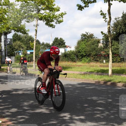10.08.2025 - GEWOBA Citytriathlon Bremen Yannick Fuchs http://msf.ph/oto/8560816 10.08.2025 12:10:33 Radfahren 622, 629, 644, 647, 656, 710, 712, 722, 730, 748, 755, 819, 889, 1014 meine-sportfotos.de