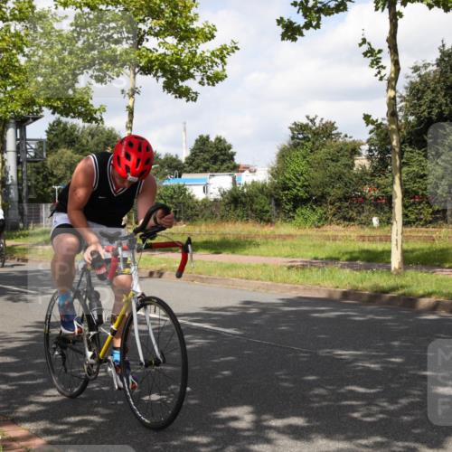 10.08.2025 - GEWOBA Citytriathlon Bremen Yannick Fuchs http://msf.ph/oto/8560841 10.08.2025 12:10:42 Radfahren 573, 622, 629, 644, 647, 651, 656, 659, 685, 712, 722, 730, 748, 755, 819, 889, 898, 1014 meine-sportfotos.de