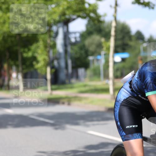 10.08.2025 - GEWOBA Citytriathlon Bremen Yannick Fuchs http://msf.ph/oto/8560851 10.08.2025 12:43:36 Radfahren 646, 835, 837, 842, 907, 925, 955, 1012, 1038 meine-sportfotos.de