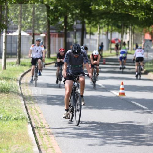 10.08.2025 - GEWOBA Citytriathlon Bremen Yannick Fuchs http://msf.ph/oto/8560855 10.08.2025 14:20:35 Radfahren 11, 28, 35, 67, 69, 80, 216, 229, 274, 281 meine-sportfotos.de