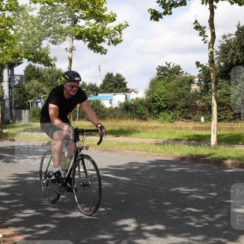 10.08.2025 - GEWOBA Citytriathlon Bremen Yannick Fuchs http://msf.ph/oto/8560859 10.08.2025 12:10:49 Radfahren 573, 622, 625, 629, 651, 656, 659, 685, 712, 716, 722, 748, 812, 819, 898 meine-sportfotos.de