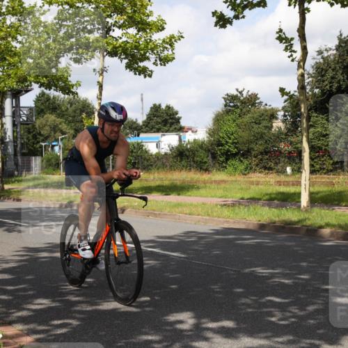 10.08.2025 - GEWOBA Citytriathlon Bremen Yannick Fuchs http://msf.ph/oto/8560869 10.08.2025 12:10:56 Radfahren 573, 622, 625, 651, 659, 669, 685, 687, 716, 748, 800, 812, 819, 898 meine-sportfotos.de