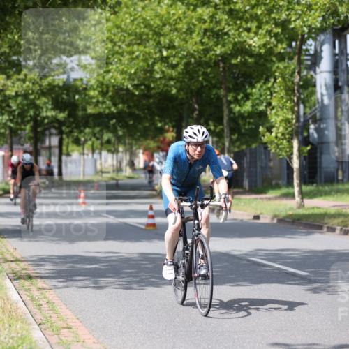 10.08.2025 - GEWOBA Citytriathlon Bremen Yannick Fuchs http://msf.ph/oto/8560906 10.08.2025 12:43:41 Radfahren 835, 837, 842, 907, 925, 955, 1012 meine-sportfotos.de