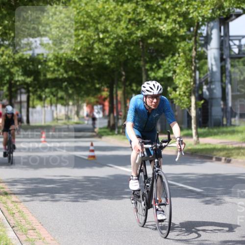 10.08.2025 - GEWOBA Citytriathlon Bremen Yannick Fuchs http://msf.ph/oto/8560909 10.08.2025 12:43:41 Radfahren 835, 837, 842, 907, 925, 955, 1012 meine-sportfotos.de