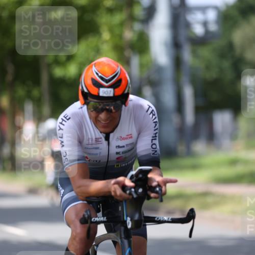 10.08.2025 - GEWOBA Citytriathlon Bremen Yannick Fuchs http://msf.ph/oto/8560973 10.08.2025 12:43:46 Radfahren 608, 835, 837, 842, 907, 925, 954, 955, 1012 meine-sportfotos.de
