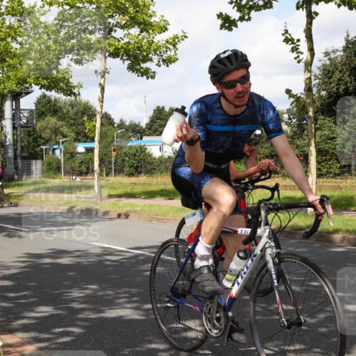 10.08.2025 - GEWOBA Citytriathlon Bremen Yannick Fuchs http://msf.ph/oto/8560977 10.08.2025 12:11:48 Radfahren 583, 667, 699, 702, 752 meine-sportfotos.de