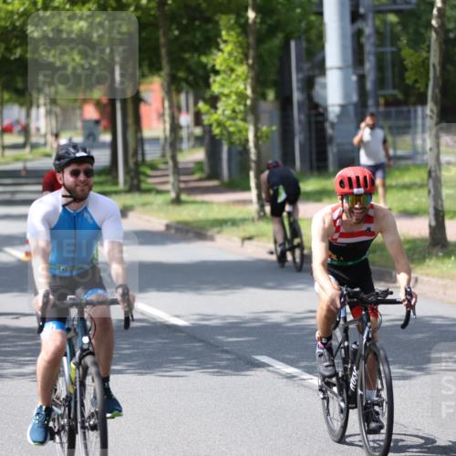 10.08.2025 - GEWOBA Citytriathlon Bremen Yannick Fuchs http://msf.ph/oto/8561094 10.08.2025 14:21:01 Radfahren 6, 19, 56, 61, 73, 110, 142, 145, 157, 191, 266, 272, 312 meine-sportfotos.de