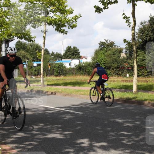 10.08.2025 - GEWOBA Citytriathlon Bremen Yannick Fuchs http://msf.ph/oto/8561109 10.08.2025 12:13:13 Radfahren 675, 760, 767, 1013, 1026 meine-sportfotos.de