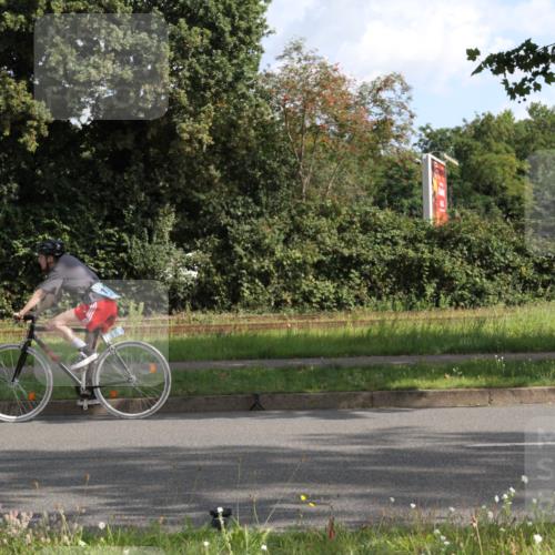 10.08.2025 - GEWOBA Citytriathlon Bremen Yannick Fuchs http://msf.ph/oto/8561118 10.08.2025 10:39:34 Radfahren 59, 87, 95, 185, 193, 201, 209, 221, 233, 374, 435, 436, 440, 453, 481 meine-sportfotos.de