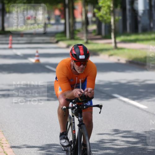 10.08.2025 - GEWOBA Citytriathlon Bremen Yannick Fuchs http://msf.ph/oto/8561136 10.08.2025 14:21:08 Radfahren 6, 19, 73, 142, 191, 266 meine-sportfotos.de