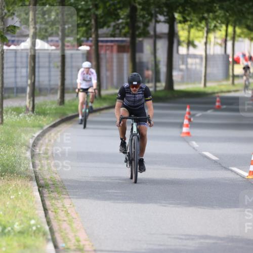 10.08.2025 - GEWOBA Citytriathlon Bremen Yannick Fuchs http://msf.ph/oto/8561174 10.08.2025 14:21:30 Radfahren 9, 140, 177 meine-sportfotos.de