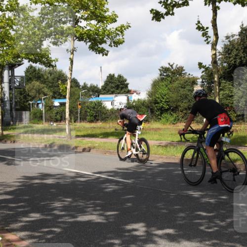 10.08.2025 - GEWOBA Citytriathlon Bremen Yannick Fuchs http://msf.ph/oto/8561202 10.08.2025 12:14:02 Radfahren 568, 587, 590, 615, 616, 689, 733, 788, 863, 873, 950, 951, 1030 meine-sportfotos.de