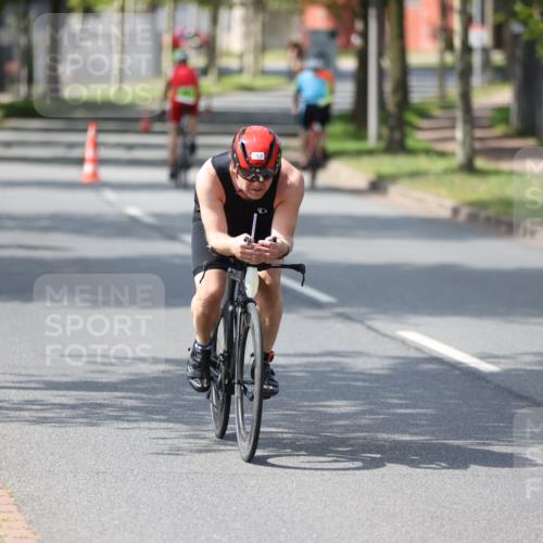 10.08.2025 - GEWOBA Citytriathlon Bremen Yannick Fuchs http://msf.ph/oto/8561256 10.08.2025 14:21:55 Radfahren 160, 211, 253, 283, 334 meine-sportfotos.de