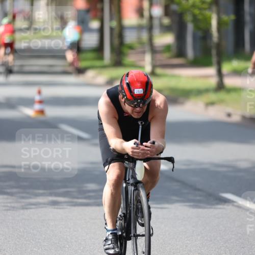 10.08.2025 - GEWOBA Citytriathlon Bremen Yannick Fuchs http://msf.ph/oto/8561263 10.08.2025 14:21:56 Radfahren 160, 211, 253, 283, 334 meine-sportfotos.de