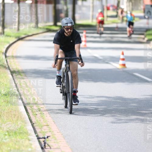 10.08.2025 - GEWOBA Citytriathlon Bremen Yannick Fuchs http://msf.ph/oto/8561267 10.08.2025 14:21:57 Radfahren 160, 211, 253, 283 meine-sportfotos.de