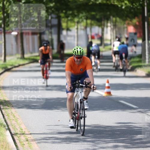 10.08.2025 - GEWOBA Citytriathlon Bremen Yannick Fuchs http://msf.ph/oto/8561295 10.08.2025 14:22:10 Radfahren 109, 186, 215, 224, 253, 258 meine-sportfotos.de