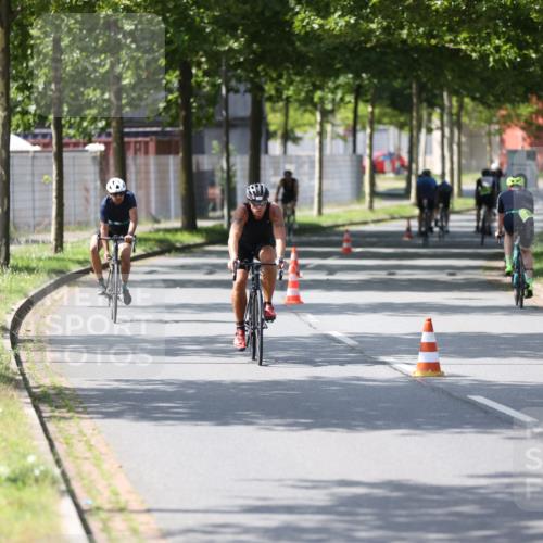 10.08.2025 - GEWOBA Citytriathlon Bremen Yannick Fuchs http://msf.ph/oto/8561319 10.08.2025 14:22:14 Radfahren 109, 186, 215, 224, 253, 258, 262 meine-sportfotos.de