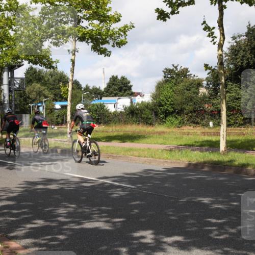 10.08.2025 - GEWOBA Citytriathlon Bremen Yannick Fuchs http://msf.ph/oto/8561353 10.08.2025 12:15:44 Radfahren 600, 626, 641, 682, 715, 834, 836, 839, 840, 859, 1016, 1022 meine-sportfotos.de