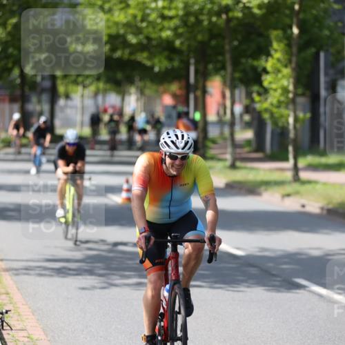 10.08.2025 - GEWOBA Citytriathlon Bremen Yannick Fuchs http://msf.ph/oto/8561439 10.08.2025 14:22:49 Radfahren 86, 89, 182, 204, 246, 252, 280, 288, 289, 297, 353, 427 meine-sportfotos.de