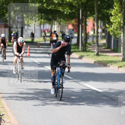 10.08.2025 - GEWOBA Citytriathlon Bremen Yannick Fuchs http://msf.ph/oto/8561453 10.08.2025 14:22:52 Radfahren 86, 89, 182, 204, 246, 252, 280, 288, 289, 297, 353, 427 meine-sportfotos.de