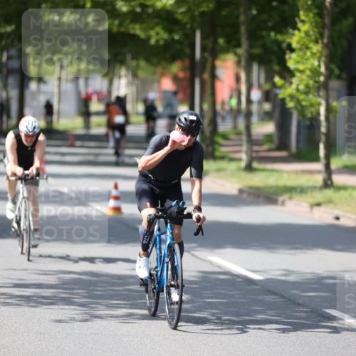 10.08.2025 - GEWOBA Citytriathlon Bremen Yannick Fuchs http://msf.ph/oto/8561455 10.08.2025 14:22:52 Radfahren 86, 89, 182, 204, 246, 252, 280, 288, 289, 297, 353, 427 meine-sportfotos.de