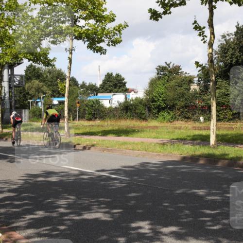 10.08.2025 - GEWOBA Citytriathlon Bremen Yannick Fuchs http://msf.ph/oto/8561464 10.08.2025 12:17:17 Radfahren 671, 856, 956, 1037 meine-sportfotos.de