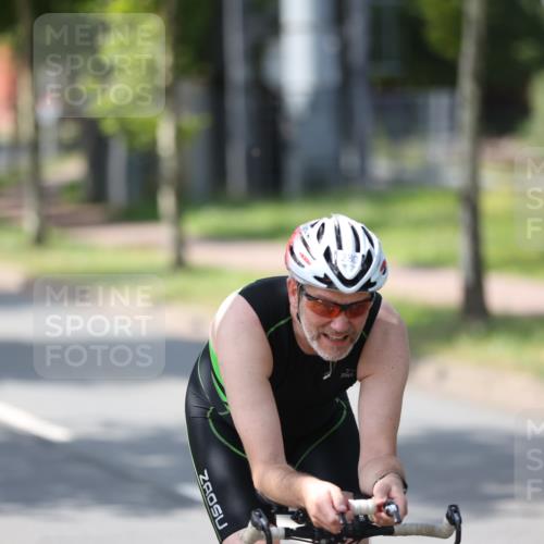 10.08.2025 - GEWOBA Citytriathlon Bremen Yannick Fuchs http://msf.ph/oto/8561474 10.08.2025 14:22:53 Radfahren 86, 89, 182, 204, 246, 252, 280, 288, 289, 297, 353, 427 meine-sportfotos.de