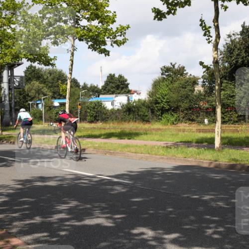 10.08.2025 - GEWOBA Citytriathlon Bremen Yannick Fuchs http://msf.ph/oto/8561485 10.08.2025 12:17:40 Radfahren 560, 566, 766, 912, 1025 meine-sportfotos.de