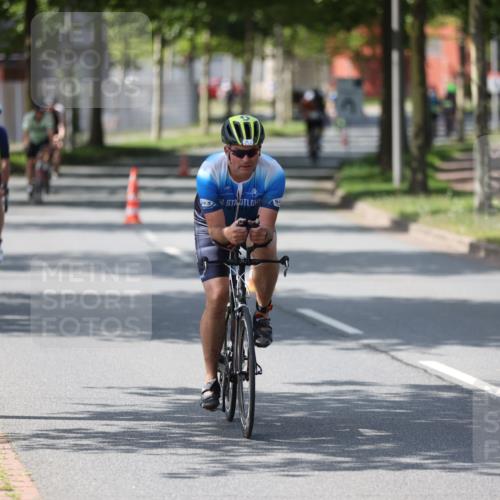 10.08.2025 - GEWOBA Citytriathlon Bremen Yannick Fuchs http://msf.ph/oto/8561499 10.08.2025 14:22:57 Radfahren 89, 163, 182, 204, 246, 249, 252, 280, 288, 289, 297, 353, 427 meine-sportfotos.de