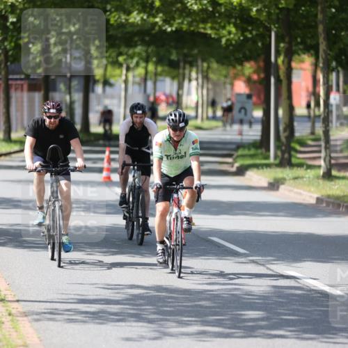 10.08.2025 - GEWOBA Citytriathlon Bremen Yannick Fuchs http://msf.ph/oto/8561526 10.08.2025 14:23:01 Radfahren 89, 163, 182, 246, 249, 252, 280, 288, 289, 353, 423, 427, 431, 480 meine-sportfotos.de