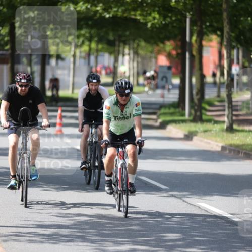 10.08.2025 - GEWOBA Citytriathlon Bremen Yannick Fuchs http://msf.ph/oto/8561528 10.08.2025 14:23:01 Radfahren 89, 163, 182, 246, 249, 252, 280, 288, 289, 353, 423, 427, 431, 480 meine-sportfotos.de