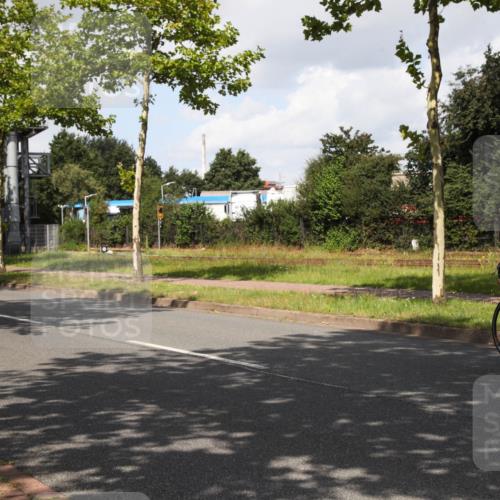 10.08.2025 - GEWOBA Citytriathlon Bremen Yannick Fuchs http://msf.ph/oto/8561548 10.08.2025 12:18:16 Radfahren 553, 579, 582, 637, 763, 794, 833, 867, 914, 966, 973, 977 meine-sportfotos.de