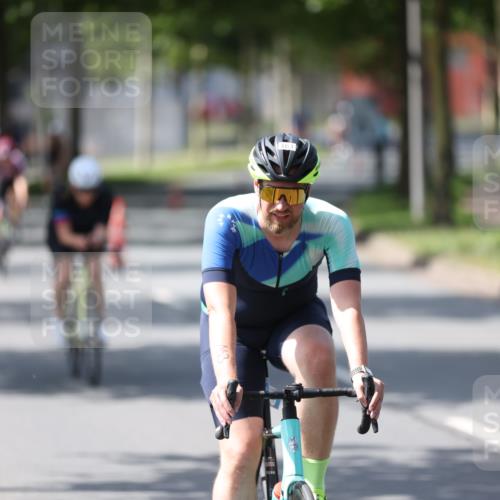 10.08.2025 - GEWOBA Citytriathlon Bremen Yannick Fuchs http://msf.ph/oto/8561569 10.08.2025 14:23:12 Radfahren 154, 163, 200, 209, 213, 222, 225, 246, 249, 288, 423, 431, 478, 480 meine-sportfotos.de