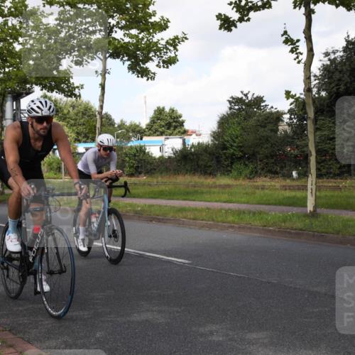 10.08.2025 - GEWOBA Citytriathlon Bremen Yannick Fuchs http://msf.ph/oto/8561575 10.08.2025 12:18:37 Radfahren 584, 637, 642, 652, 678, 680, 759, 763, 781, 855, 919, 1015, 1018, 1029 meine-sportfotos.de