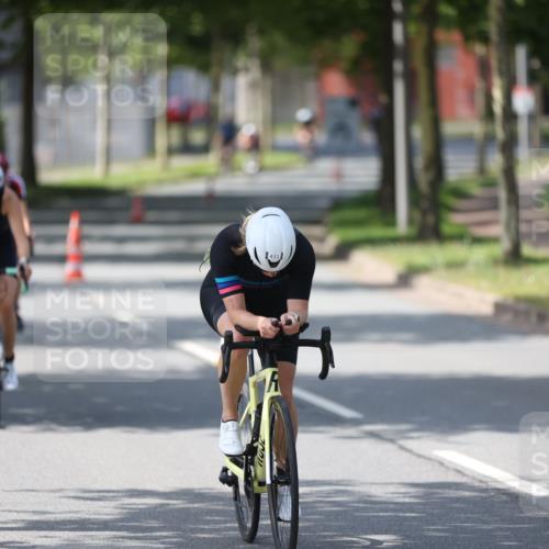10.08.2025 - GEWOBA Citytriathlon Bremen Yannick Fuchs http://msf.ph/oto/8561576 10.08.2025 14:23:13 Radfahren 154, 163, 200, 209, 213, 222, 225, 246, 249, 288, 423, 431, 478, 480 meine-sportfotos.de