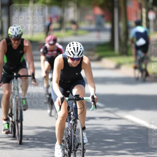 10.08.2025 - GEWOBA Citytriathlon Bremen Yannick Fuchs http://msf.ph/oto/8561589 10.08.2025 14:23:15 Radfahren 99, 154, 163, 200, 209, 213, 222, 225, 249, 423, 431, 478, 480 meine-sportfotos.de