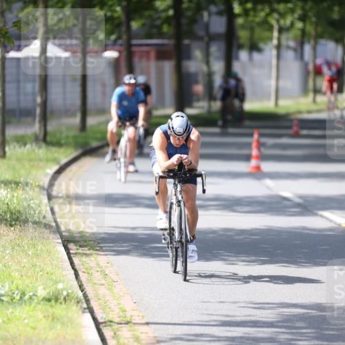 10.08.2025 - GEWOBA Citytriathlon Bremen Yannick Fuchs http://msf.ph/oto/8561641 10.08.2025 14:23:22 Radfahren 99, 154, 200, 209, 213, 222, 225, 250, 251, 317, 423, 431, 478, 480 meine-sportfotos.de