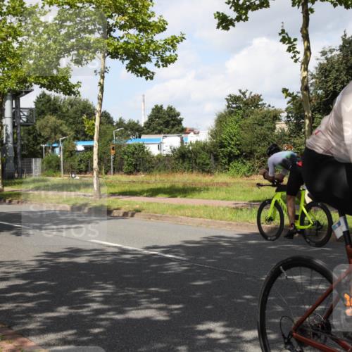 10.08.2025 - GEWOBA Citytriathlon Bremen Yannick Fuchs http://msf.ph/oto/8561657 10.08.2025 12:19:40 Radfahren 554, 719, 749, 872 meine-sportfotos.de