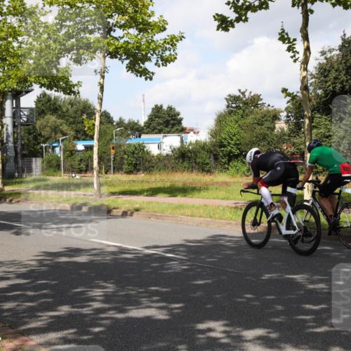 10.08.2025 - GEWOBA Citytriathlon Bremen Yannick Fuchs http://msf.ph/oto/8561663 10.08.2025 12:19:42 Radfahren 554, 719, 749, 872 meine-sportfotos.de