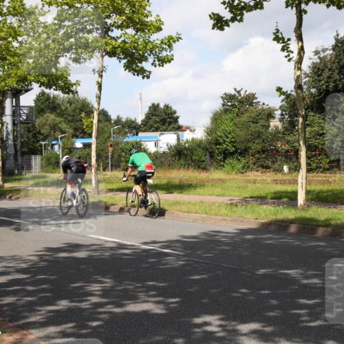 10.08.2025 - GEWOBA Citytriathlon Bremen Yannick Fuchs http://msf.ph/oto/8561665 10.08.2025 12:19:43 Radfahren 554, 719, 749, 872 meine-sportfotos.de