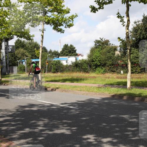 10.08.2025 - GEWOBA Citytriathlon Bremen Yannick Fuchs http://msf.ph/oto/8561678 10.08.2025 12:19:56 Radfahren 554, 639, 719, 739, 764, 782, 784, 841, 920, 1027 meine-sportfotos.de