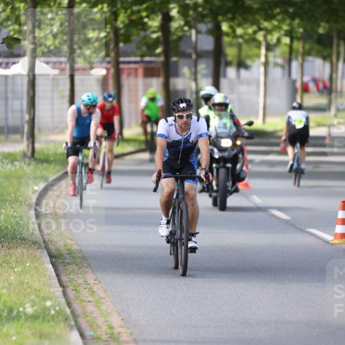 10.08.2025 - GEWOBA Citytriathlon Bremen Yannick Fuchs http://msf.ph/oto/8561688 10.08.2025 14:23:28 Radfahren 99, 154, 200, 205, 209, 213, 225, 234, 250, 251, 317, 478 meine-sportfotos.de