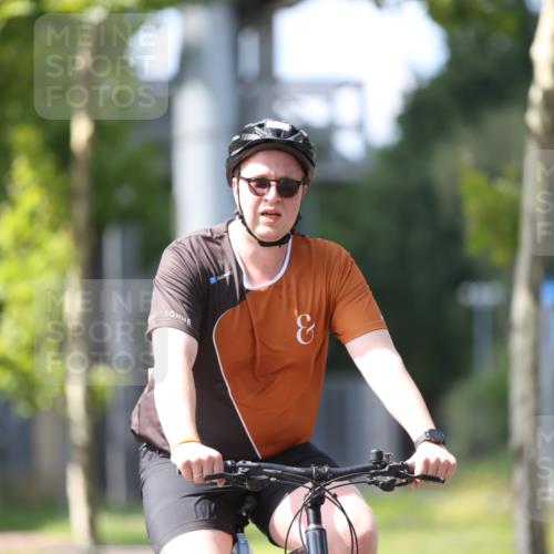 10.08.2025 - GEWOBA Citytriathlon Bremen Yannick Fuchs http://msf.ph/oto/8561771 10.08.2025 14:23:52 Radfahren 128, 158, 221, 234 meine-sportfotos.de