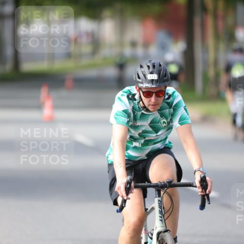 10.08.2025 - GEWOBA Citytriathlon Bremen Yannick Fuchs http://msf.ph/oto/8561789 10.08.2025 14:24:04 Radfahren 221 meine-sportfotos.de