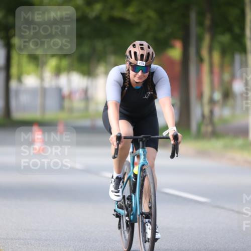 10.08.2025 - GEWOBA Citytriathlon Bremen Yannick Fuchs http://msf.ph/oto/8561804 10.08.2025 14:24:19 Radfahren 169, 436, 474 meine-sportfotos.de